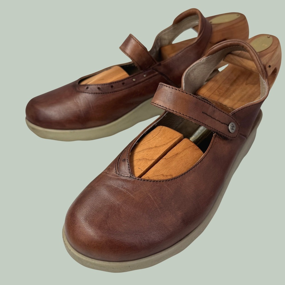 Wolky Mary Jane Shoes Women 39/8.5 Leather Hook‎ Loop Comfort Walking Resort
